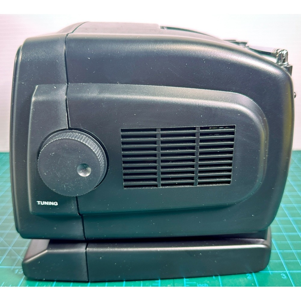 Vintage 5" Portable Black & White TV AM/FM Radio PK-4184 Retro Gaming Prop Boxed - Picture 10 of 12